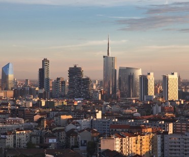 Cloudscraper: A century of skyscrapers in Milan exhibition
Cloudscraper:米兰展览中的一个世纪摩天大楼