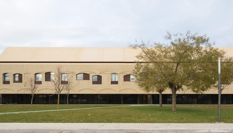 Vaillo+Irigaray: Expansion of a psychiatric centre in Pamplona
Vaillo+Irigaray:潘普洛纳精神病中心的扩建