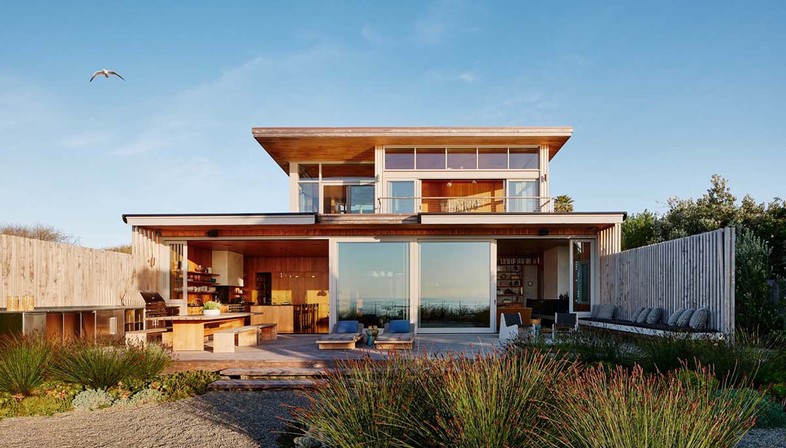 Feldman Architecture’s Surf House
费尔德曼建筑的冲#raybet官网浪屋