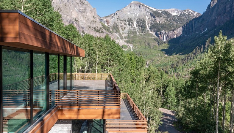 Efficiency Lab for Architecture designs Telluride Glass House
建筑效率实验室设计碲化物玻璃房子#raybet官网
