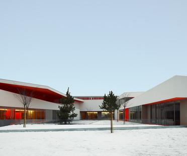 Dominique Coulon: Josephine Baker school
Dominique Coulon: Josephine Baker school