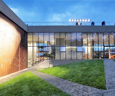 Open Architecture: Geuha Youth and Cultural Center
开放建筑:#raybet官网格哈青年文化中心