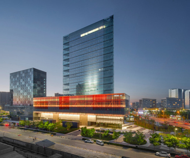 CLOU Architects designs the Shoukai Vanke Centre Beijing
CLOU Architects designs the Shoukai Vanke Centre Beijing