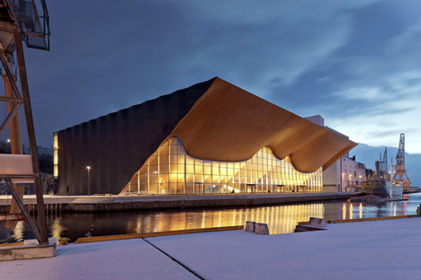 展览：Suomi七。来自芬兰的新兴建筑雷竞技下载链接师。<br />