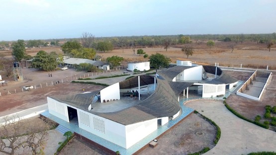 Toshiko Mori 雷竞技下载链接Architects Thread Artist Residency和Cultural Center Senegal