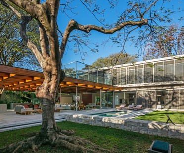 Perkins + Will #raybet官网Architecture House around the Tree São，巴西圣保罗