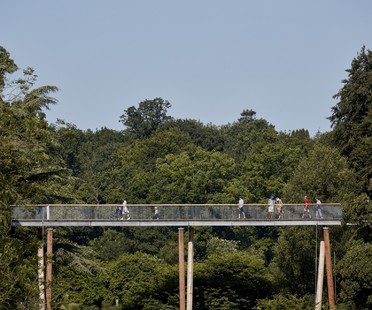 格伦·豪威尔斯建筑师事务所（Glenn Howells Architects）雷竞技下载链接，斯蒂尔树顶走道，在树上漫步