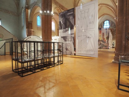Ettore Sottsass -Oltre Il Design（超越设计）展览，Parma