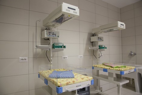阿富汗阿纳巴的Tamassociati新急诊孕产妇中心