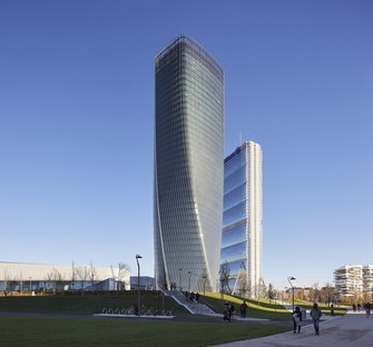 Zaha Hadid 雷竞技下载链接Architects Generali Tower Milano