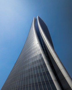 Zaha Hadid 雷竞技下载链接Architects Generali Tower Milano