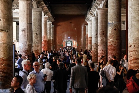 Hashim Sarkis在Biennale Venezia的2020年建筑展的#raybet官网名为策展人