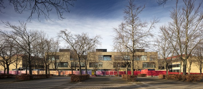 Christensen＆Co。Arc雷竞技下载链接hitects和RørbækOgMøller建筑师生命科学生物工程B202建筑物