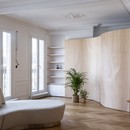 托莱达诺+建筑师在巴黎雷竞技下载链接的木丝带室内设计