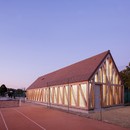 Lemoal lemoal建筑师在卡布格的花园网球俱乐部的新设施