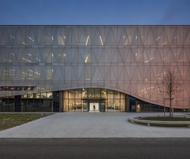 Ittenbrechbühl建雷竞技下载链接筑师在瑞士Givisiez设计斯科特体育总部