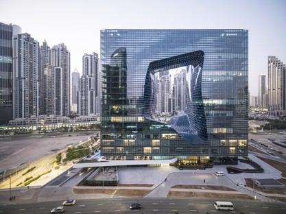 Zaha Hadid建雷竞技下载链接筑师Me Dubai Hotel和迪拜的欧巴