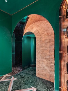 COLLIDANIELARCHITETTO：罗马历史中心VyTA Farnese的折衷室内设计