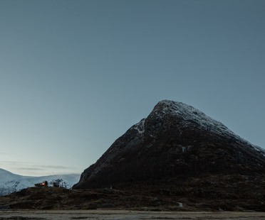 挪威的Jostedalsbreen冰川上的SnøhettaTungestølen远足小屋