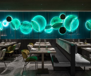 毛里齐奥·莱（Maurizio Lai） - 餐厅项目的光安装和几何形状