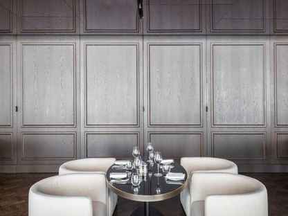 丽索尼卡萨尔里贝罗室内设计的Café皇家酒店在伦敦