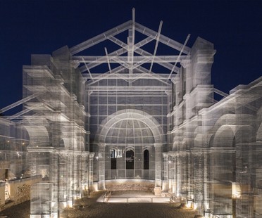 歌剧院，由Edoardo Tresoldi在Reggio Calabria新建的永久设施