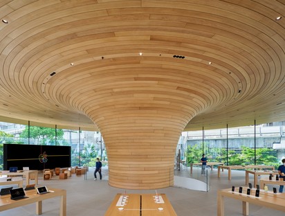 Foster+与Apple Central World合作，为曼谷打造新的标志性商店