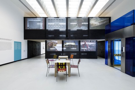 在家里20.20展览 - 当代居住在罗马的马克西博物馆raybet官网的项目