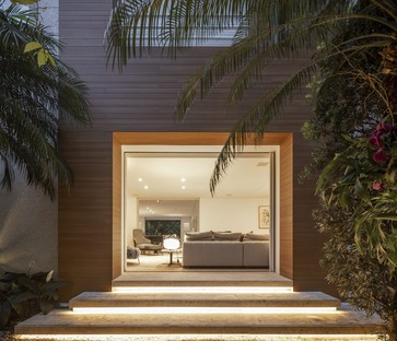 Fernanda Marques相关建筑师设计Bucar雷竞技下载链接este，圣保罗的私人住宅