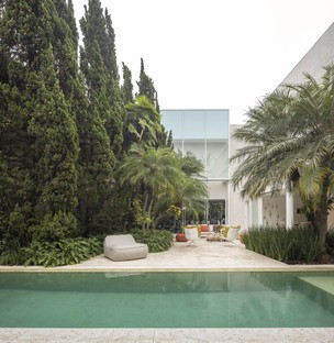 Fernanda Marques相关建筑师设计Bucar雷竞技下载链接este，圣保罗的私人住宅