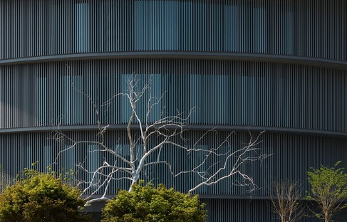 TADAO ANDO DESINGS HE AIR MUSEUM MUSEUM MUSEUM HEM位于中国广东的Shunde区
