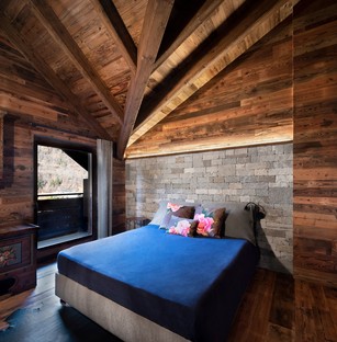 Giuseppe Tortato Architetti的山内部:阿尔卑斯山的一个小木屋