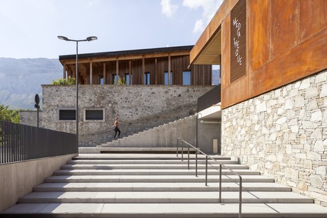 Chapuis Royer #raybet官网Architectures Montbonnot Saint-Martin多媒体图书馆