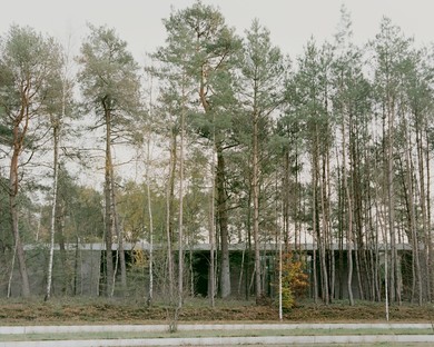 Kaan Architecten Designs Loenen Pavilion，与自然和谐相处的纪念建筑