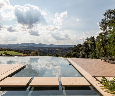 Gilda Meirelles Arquitetura EQ房屋天然材料，用于大自然包围的房屋