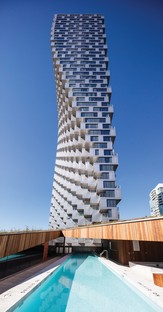 由大型工作室设计的温哥华房屋名为《最佳高地建筑》全球2021年