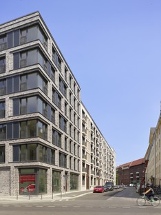 Tchoban Voss Architekten Embassy, living by Köllnischer Park, Berlin