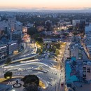Zaha Hadid 雷竞技下载链接Architects的Eleftheria Square在Nicosia揭幕“title=