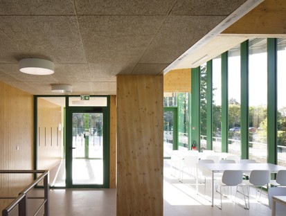 Graal Studio完成了Cergy-Pontoise大学餐厅的扩展和重组