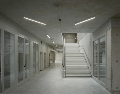 Aff Architekten设计Wiesbaden的Albert Schweitzer学校