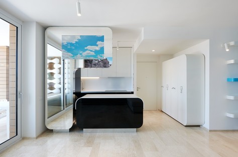 Simone Micheli的蓝色公寓室内设计