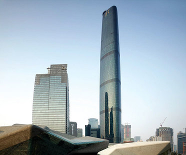Wilkinson Eyre建雷竞技下载链接筑事务所，广州国际金融中心