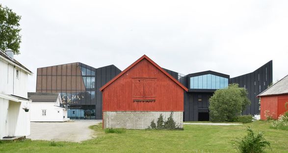Reiulf Ramstad Arkitekter (RRA): Kimen文化中心Stjørdal