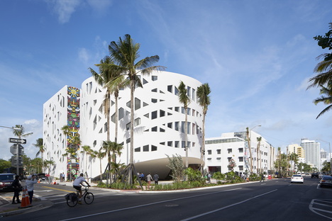 OMA Rem Koolhaas: Faena Forum, Faena Bazaar and Park，迈阿密海滩