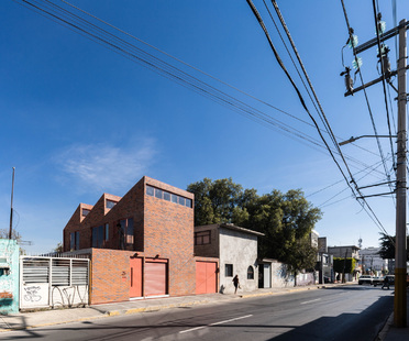 DOSA工作室：墨西哥Texcoco的Casa Palmas