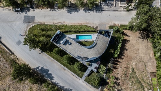 左建筑师：雷竞技下载链接黎巴嫩FAQRA的户外房屋
