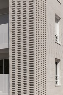 Tectône Architects在艾佛里的住房