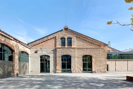 AtelierBrückner：恢复Stuttgart的Wagenhallen