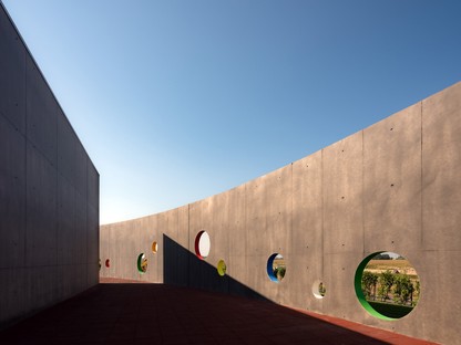 Zaa Zanon Architetti Associati：Treviso Roncade的H-Farm校园