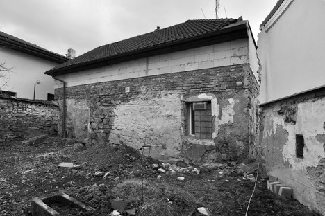 Atelier 111：捷克共和国TrhovéSviny的Kozina House